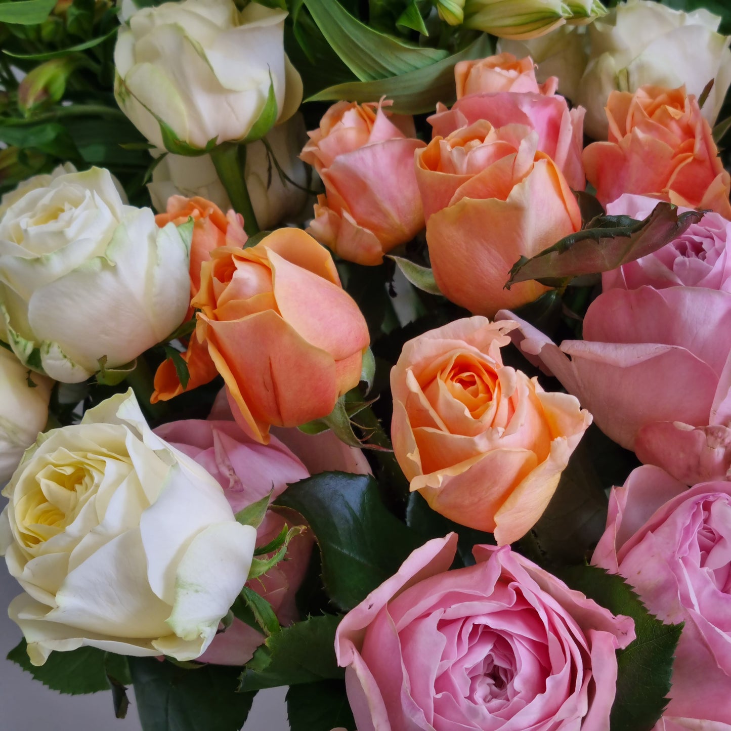 Mixed Grandiflora Rose Bouquet