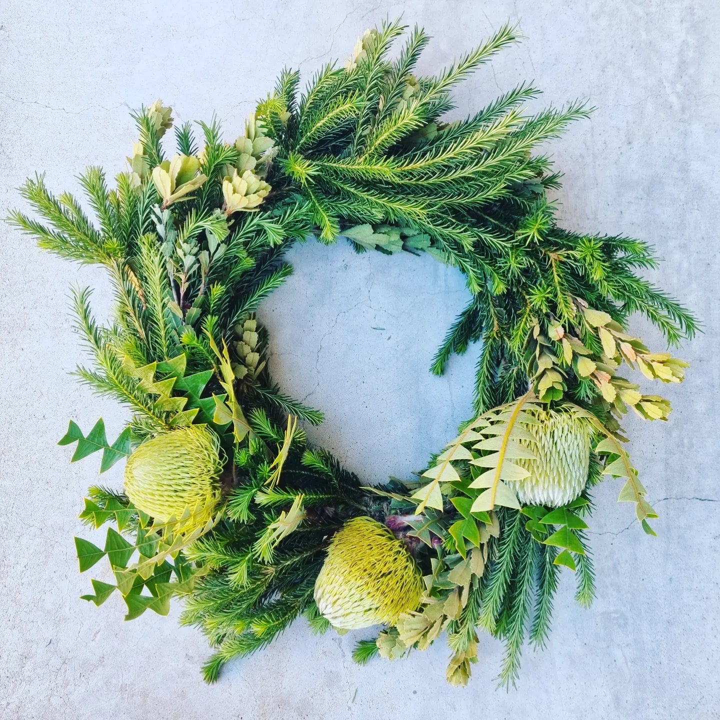 Eco - Friendly Wreath (wire base) 30cm